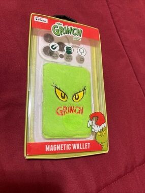 The Grinch Fuzzy Magnetic Wallet For iPhones Holds 3 Cards Strong Magnet New